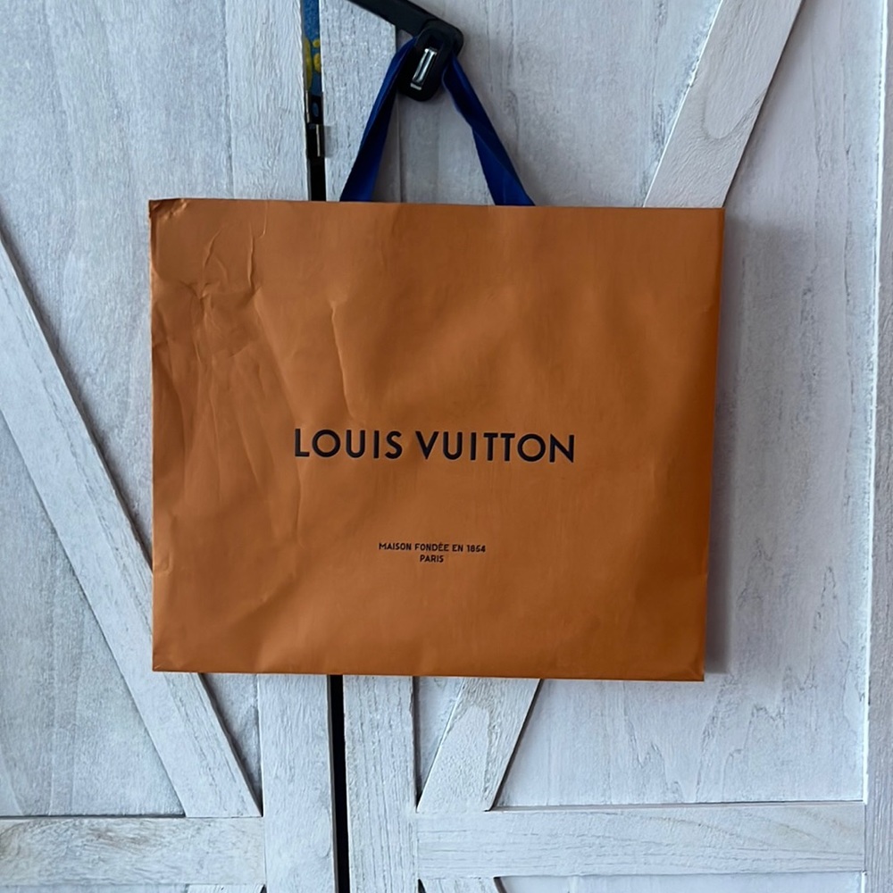 Louis Vuitton Purchasing Bag